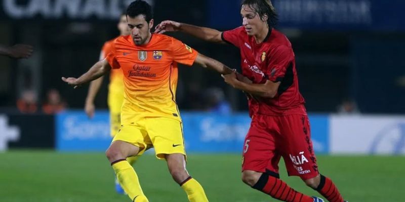 Phân tích thế trận thể hiện sự chênh lệch đẳng cấp rõ rệt